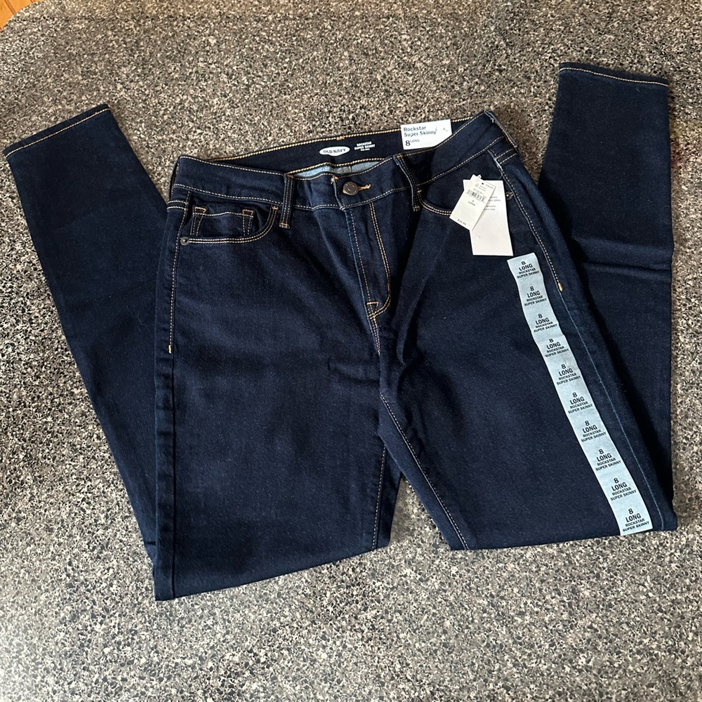 Old Navy Rockstar Super Skinny Jeans NWT